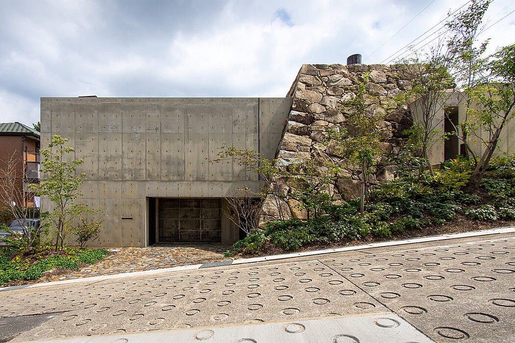 001-takaminecho-house-tomoaki-uno-architects-1050x700