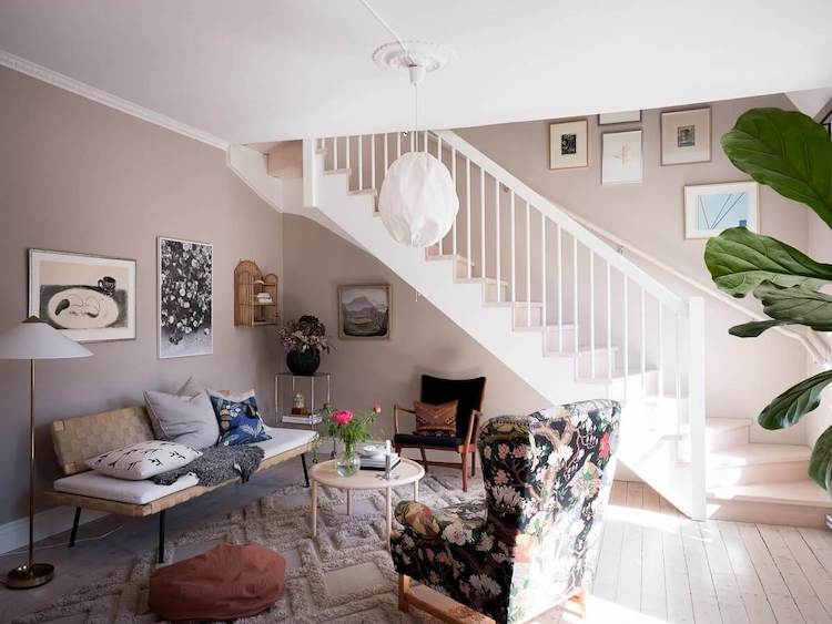 scandinavian-living-room-floral-armchair-nordroom