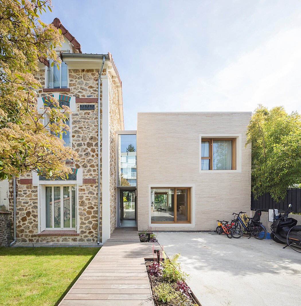 001-francilienne-house-meets-hautsdeseine-1050x1067