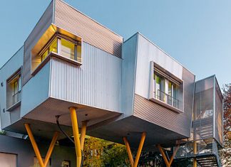 The Hole with the House Around: Italy’s Elevated Home by Elasticofarm