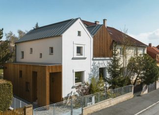 The Double Gable House Merges Old and New in Pilsen
