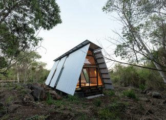 SULA: A Prefabricated A-Frame Cabin in the Galapagos Islands