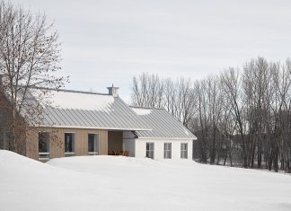 Les Bases: A Modern Eco-Home in Canada’s Heritage Heartland