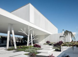 Risco White: Crafting Modernity in Barcelos