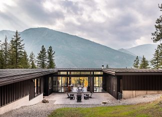 Edelweiss House: Sustainable Luxury Living