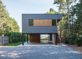 North Fork Bay House: A Modern Modular Retreat in New York