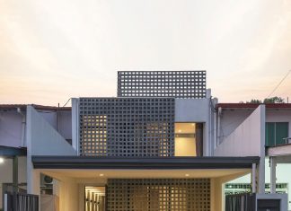Red House: A Courtyard-Centric Terrace by Sava