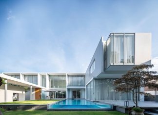 White House: A Sleek Bangkok Retreat