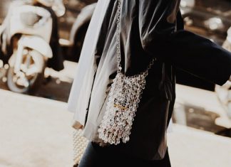 street style: the metallic shoe.