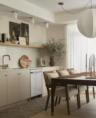 Client Reveal: This Warm Modern Kitchen Does It All
