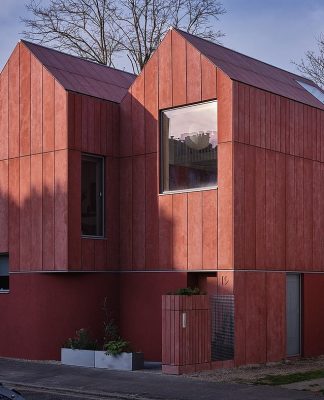Twin House by Graeme Williamson Architects