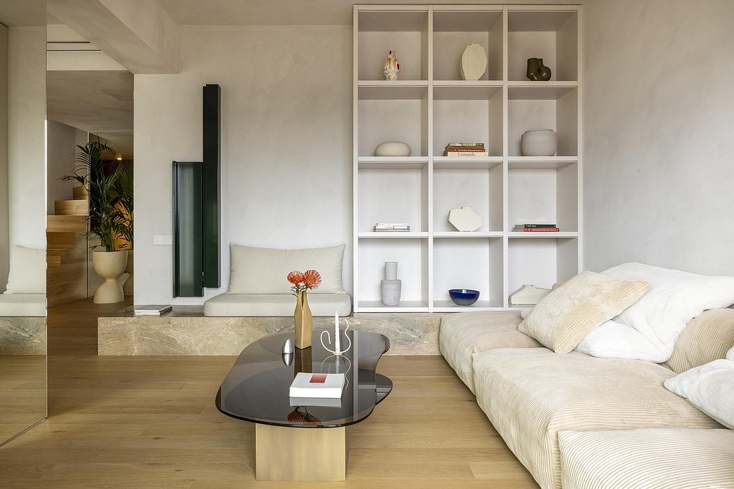 001-apartment-in-the-centre-of-athens-by-kapsimalis-architects-1050x700