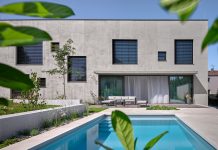 House in Čakovice: Calm Minimalist House for a Growing Prague Family