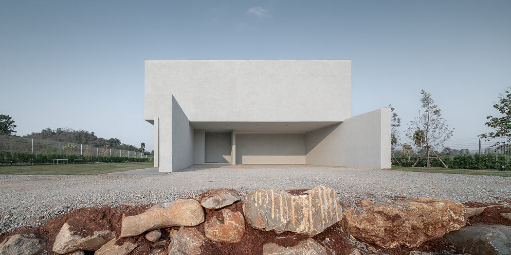 001-casa-gana-house-in-thailand-balances-retreat-life-with-gatherings-1050x525