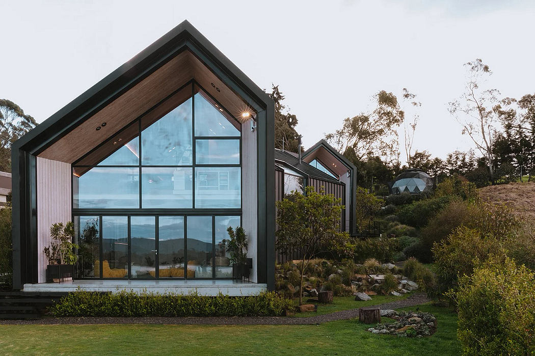 001-skl-house-by-capa-arquitectura-1050x699
