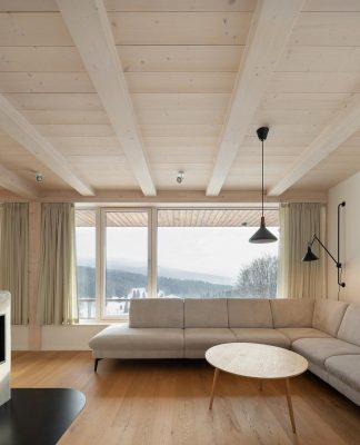 Cabin Above the Valley by System Recovery Architects
