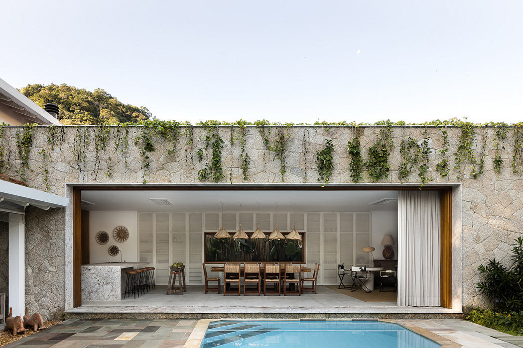 001-ell-house-frames-beach-views-above-the-garden-1050x700