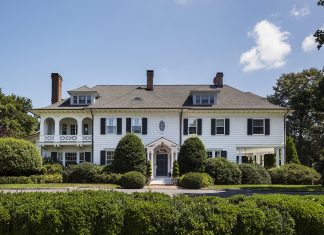 Step Inside a Beautiful New Canaan Home by Mark Cunningham