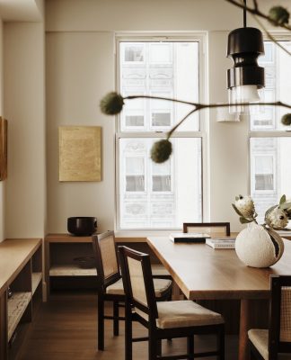 Studio Rosenthal Opens Up a Gramercy Park Apartment to the Light