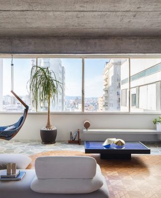 JF Apartment: A Brutalist Home for an Art Collection