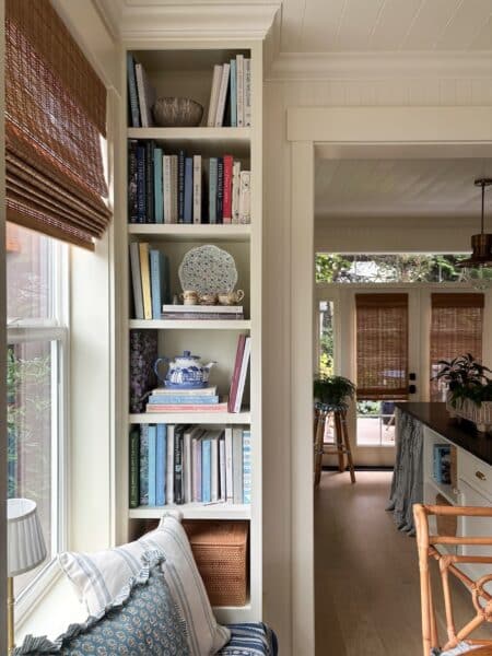 cottage-dining-room-banquette-built-in-shelves-the-inspired-room-450x600